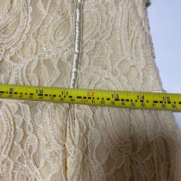 I. MADELINE IVORY LACE DRESS - SIZE M - NWT - Picture 7 of 9